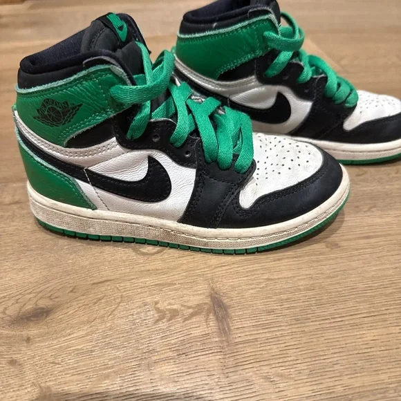 Nike Kids Black and Green High-Top Sneakers - Picture 2 of 2